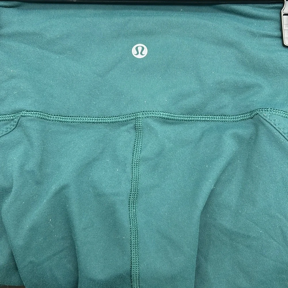 Lululemon Essential Rhythm Pant sz 6 - Picture 6 of 6